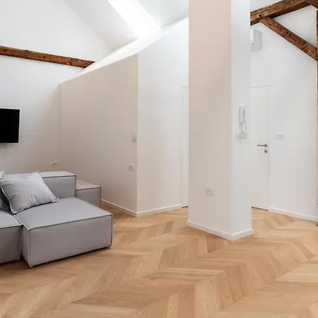 Elizabeth - Mansard For 4 Appartement *